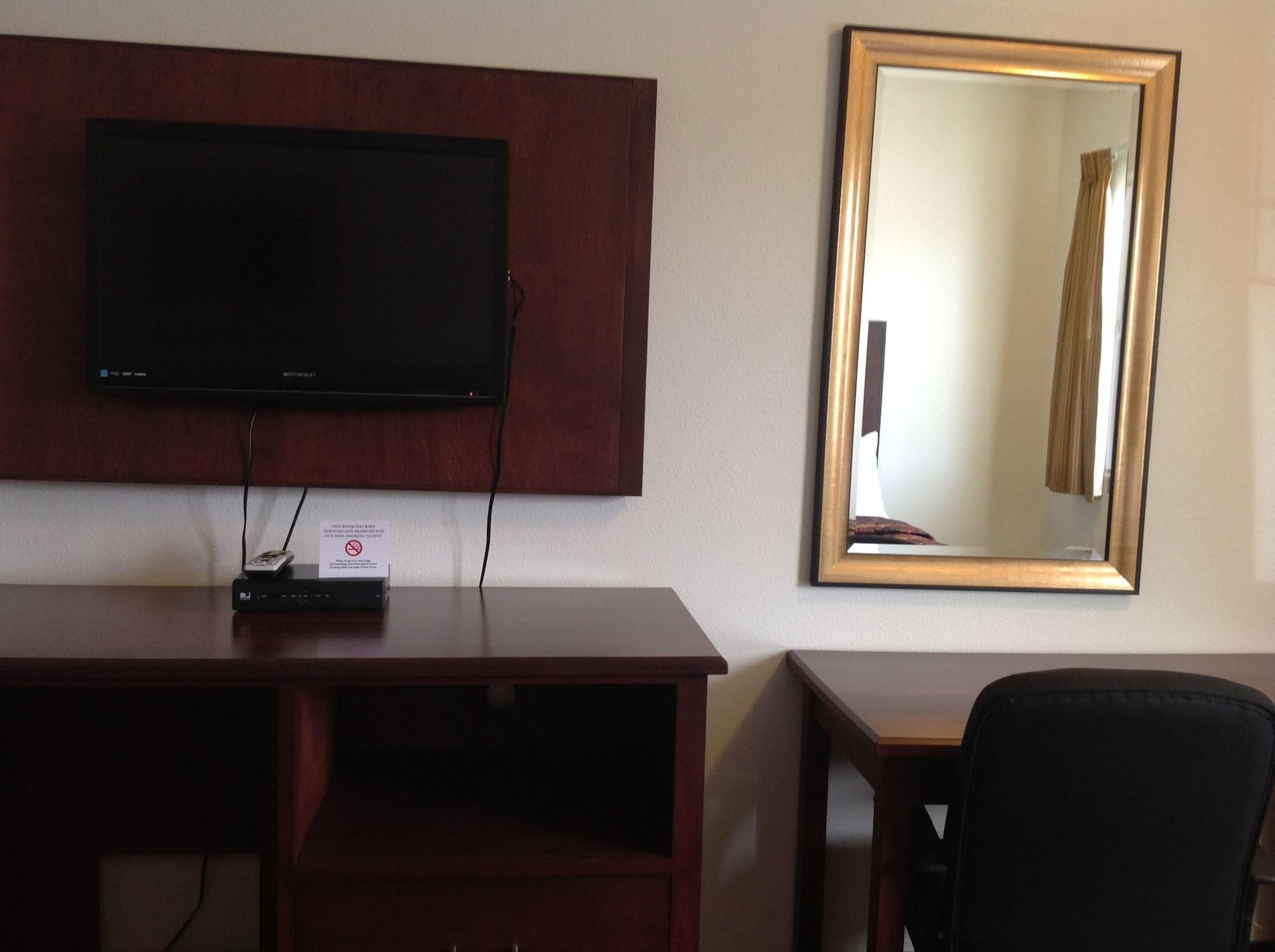 America Inn & Suites Риджкрест Экстерьер фото