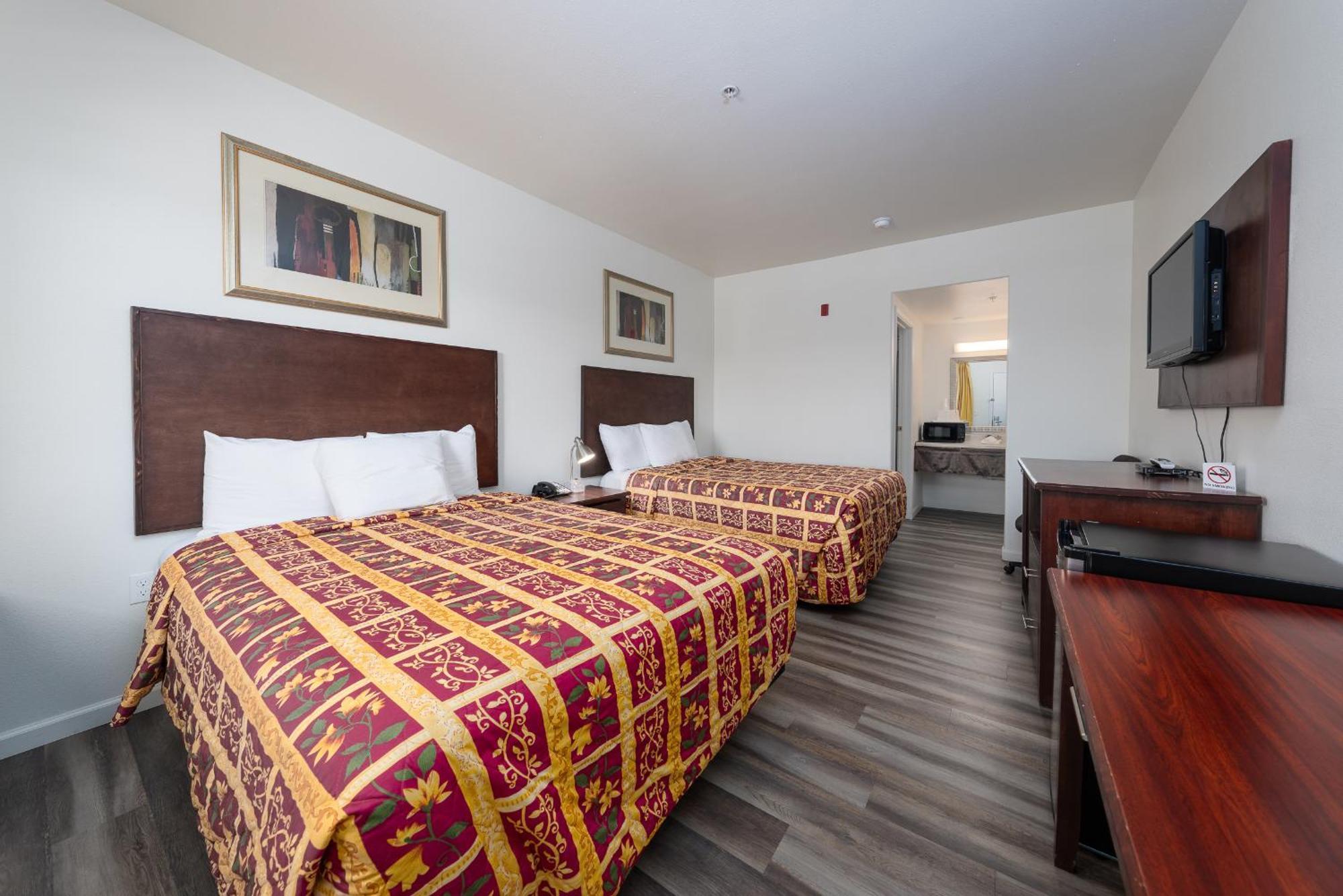 America Inn & Suites Риджкрест Экстерьер фото