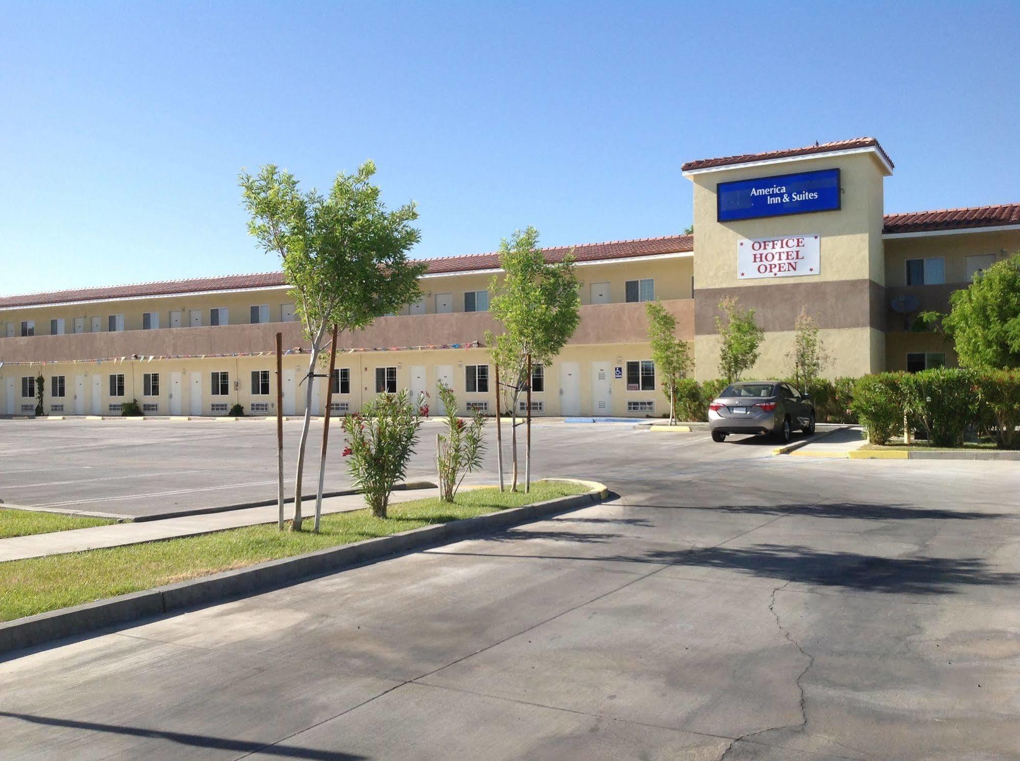 America Inn & Suites Риджкрест Экстерьер фото